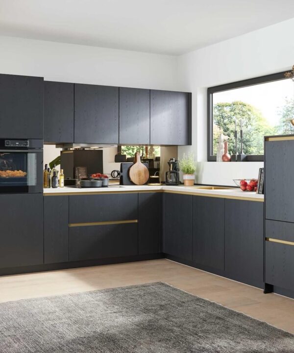 Culineo moderne L-Kueche Schwarz