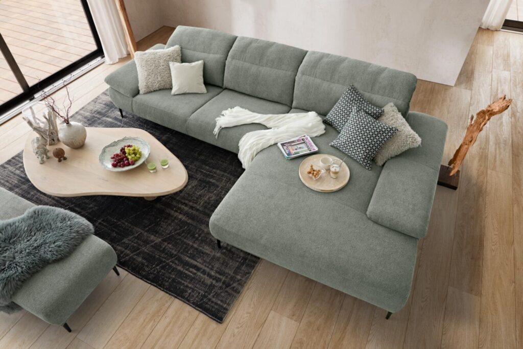 Polstersofa Rovatoa Stoff salbeigruen