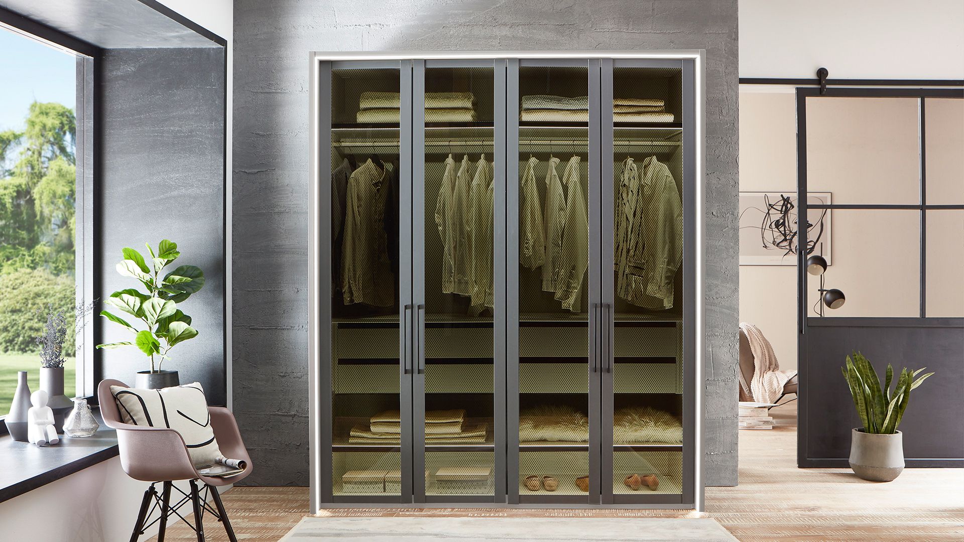 wiemann-spit-drehtuerenschrank-glas-grau