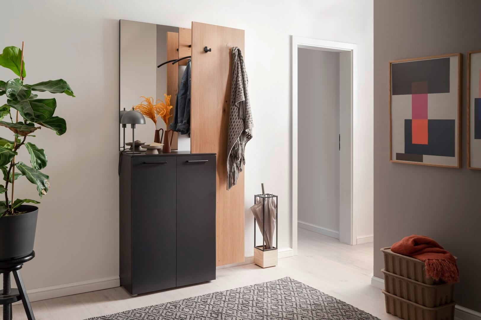 wittenbreder-palma-garderobe-anthrazit-mit-holzpaneel