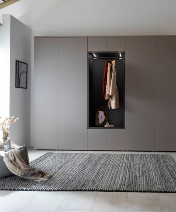 Garderobe Bilbao grau matt